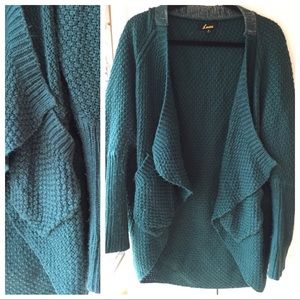 Luxe M Boho Hipster Drapey Emerald Green Sweater